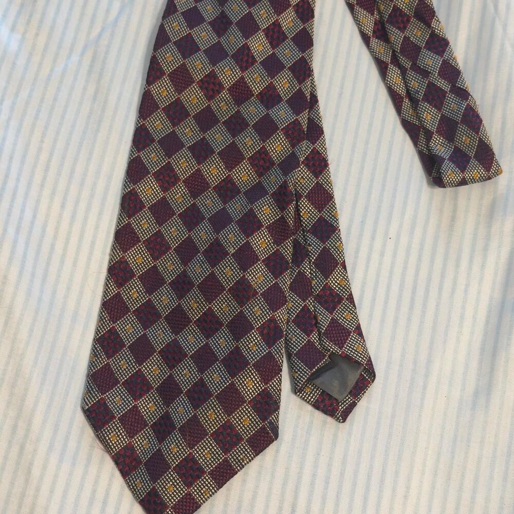 Hart Schaffner & Marx Geometric Check Silk Necktie Hand Made in Italy #silk #tie